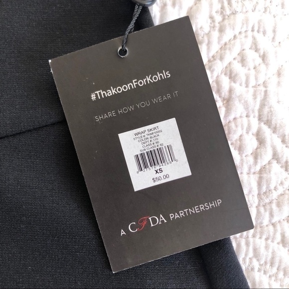 Thakoon for Kohls Black Short Wrap Skirt NEW - Picture 4 of 6